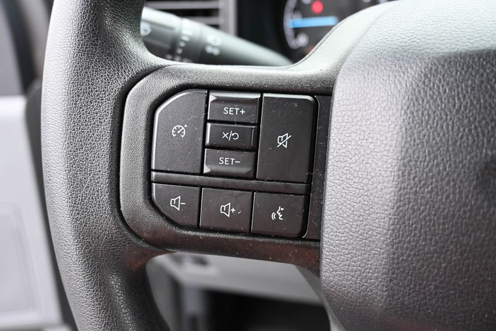 Used 2024 Gray Ford XLT image 30