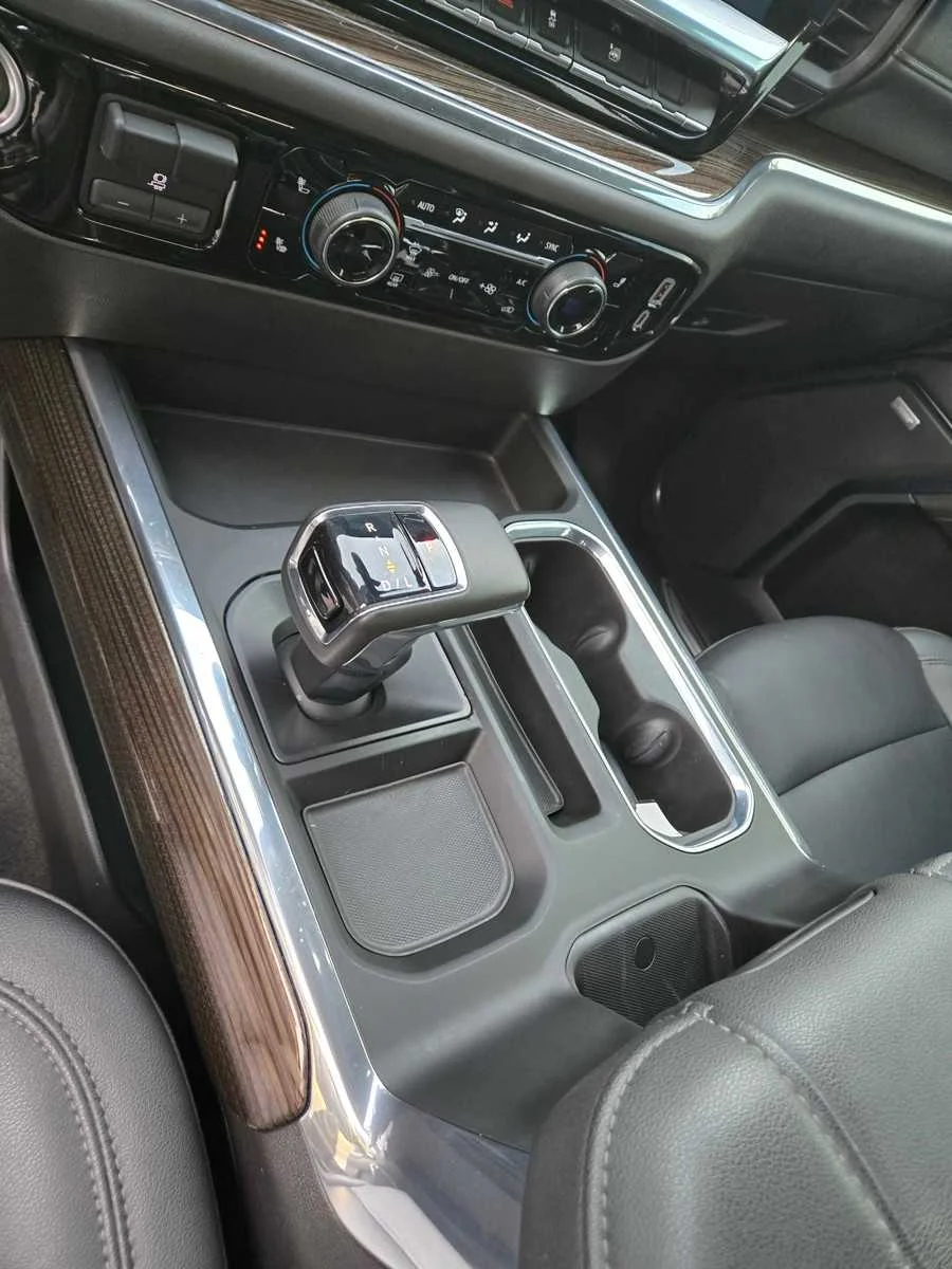 2024 Chevrolet Silverado 1500 RST - Photo 16