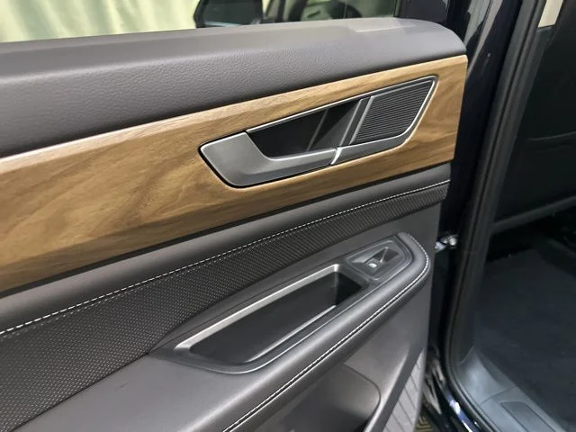 2026 Volkswagen Atlas SE - Photo 26