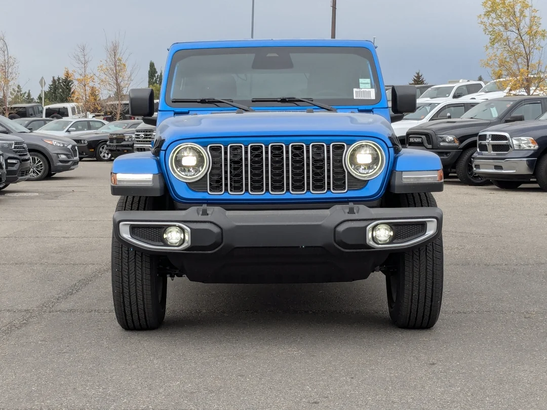 New 2025 Blue Jeep Sahara - - 4x4 - Adaptive Cruise - 12.3inch display - Blind Spot Mon & More! image 3