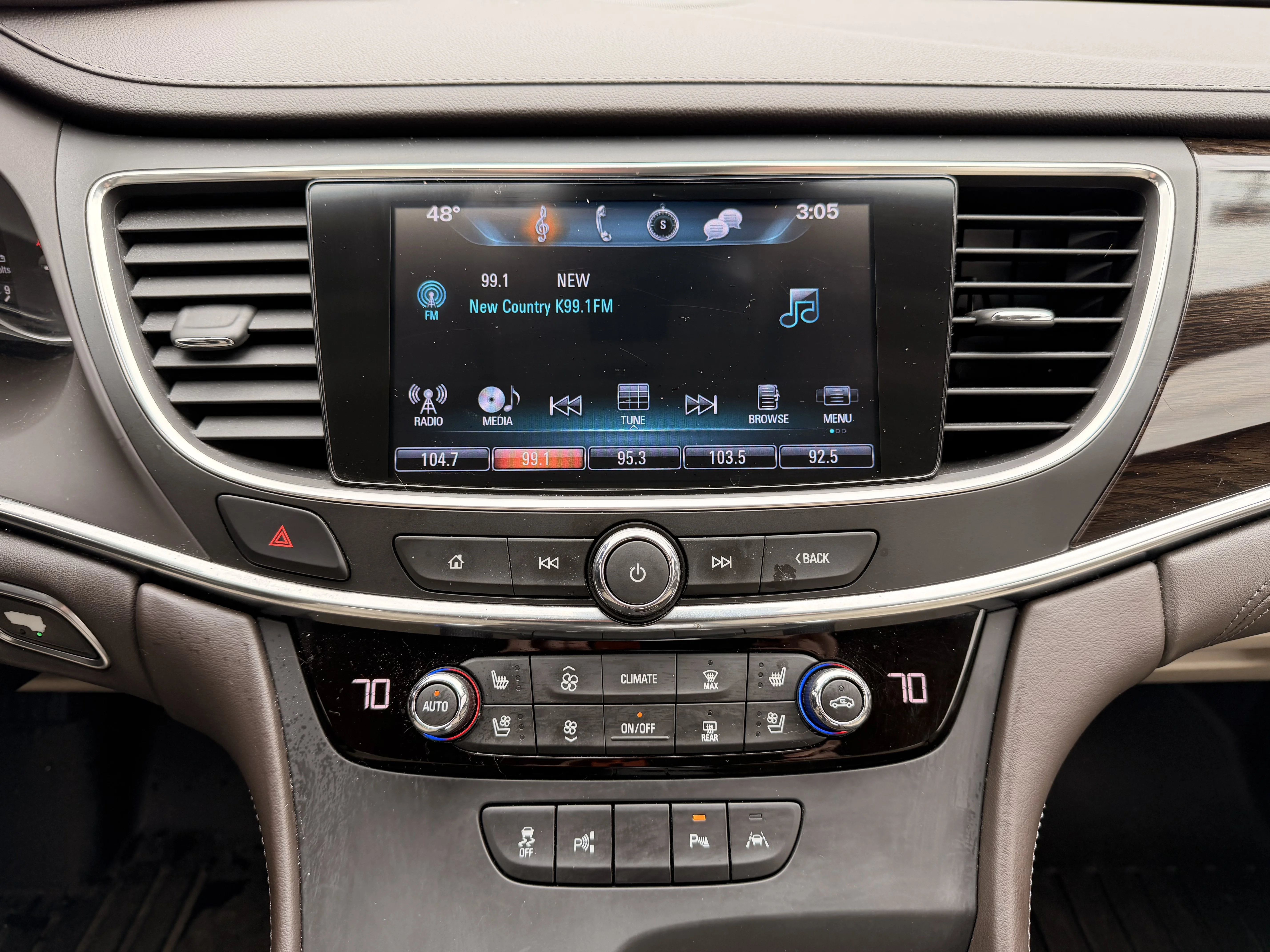 Used 2017 Summit White Buick Premium image 19