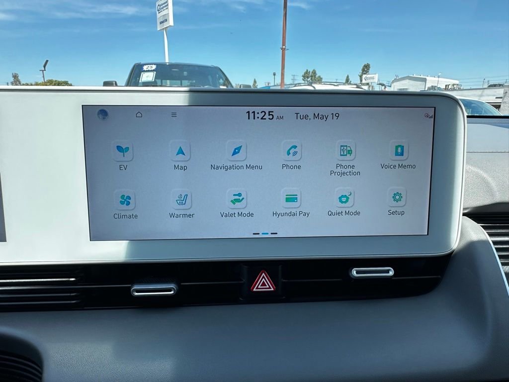 Used 2024 Cyber Gray Hyundai SEL image 23