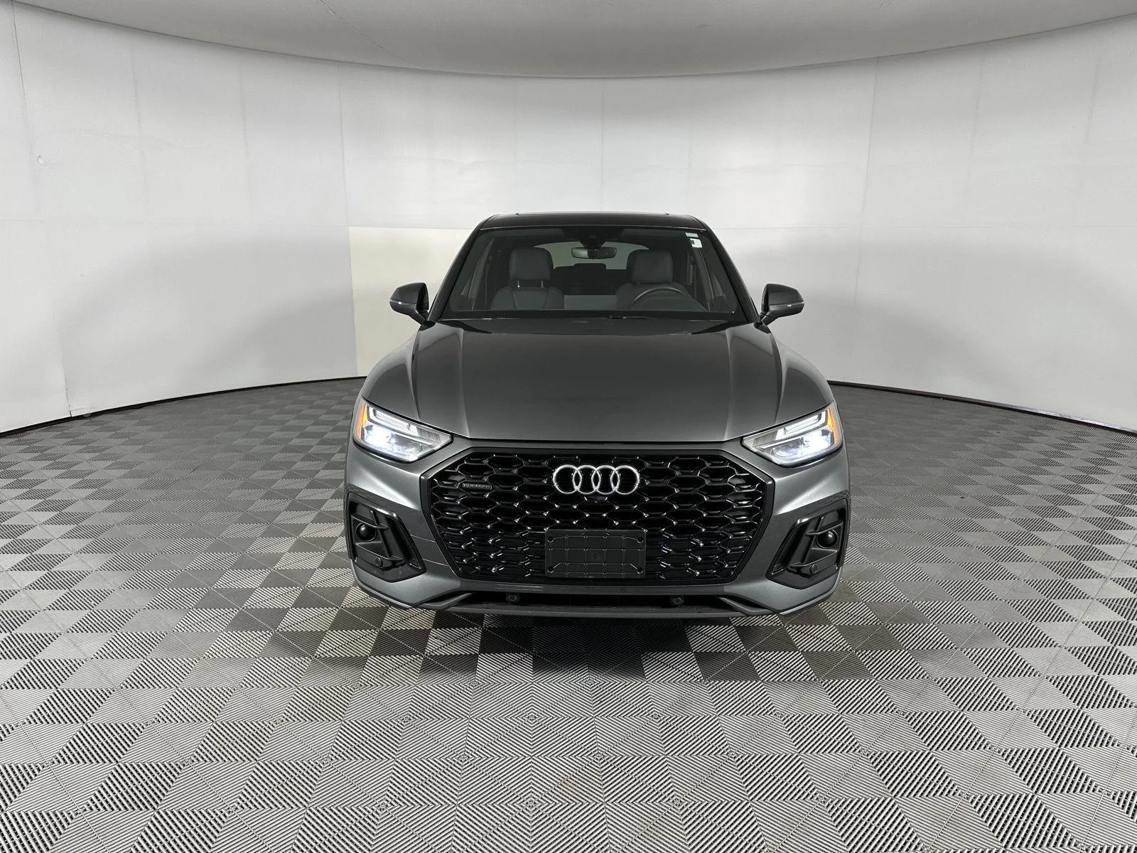 Used 2023 Daytona Gray Pearl Effect Audi S line Premium Plus image 7