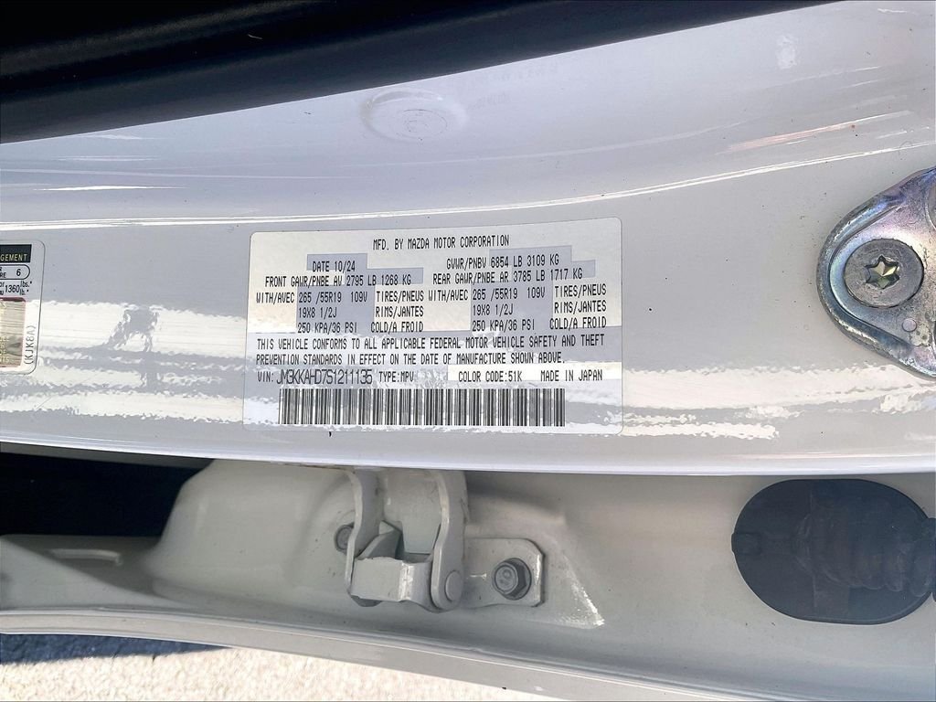Used 2025 White Mazda 3.3 Turbo Select image 33
