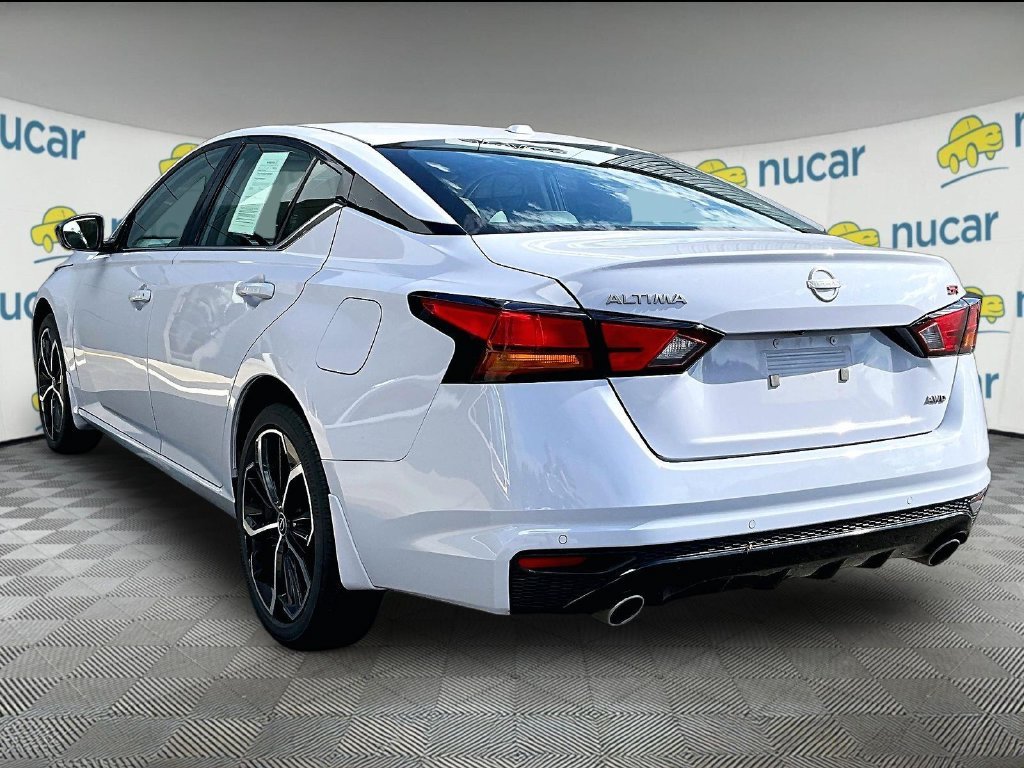 Used 2024 Gray Nissan 2.5 SR image 5