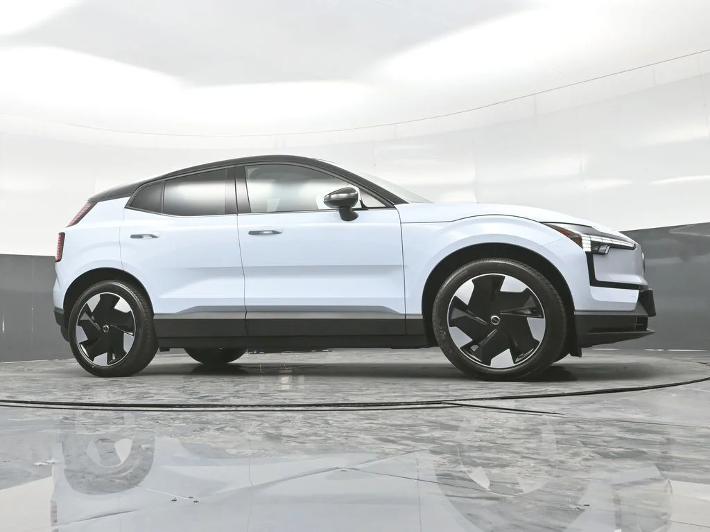 New 2026 Cloud Blue Volvo Twin Motor Performance Plus image 25