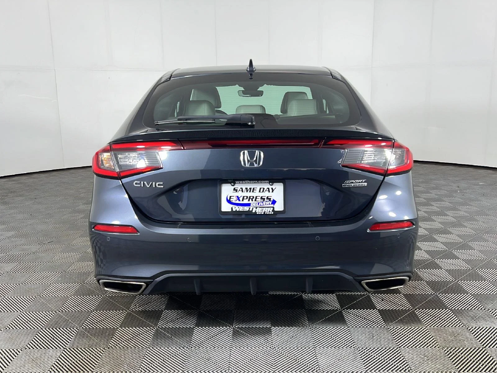 Used 2023 Meteorite Gray Metallic Honda Sport Touring image 6