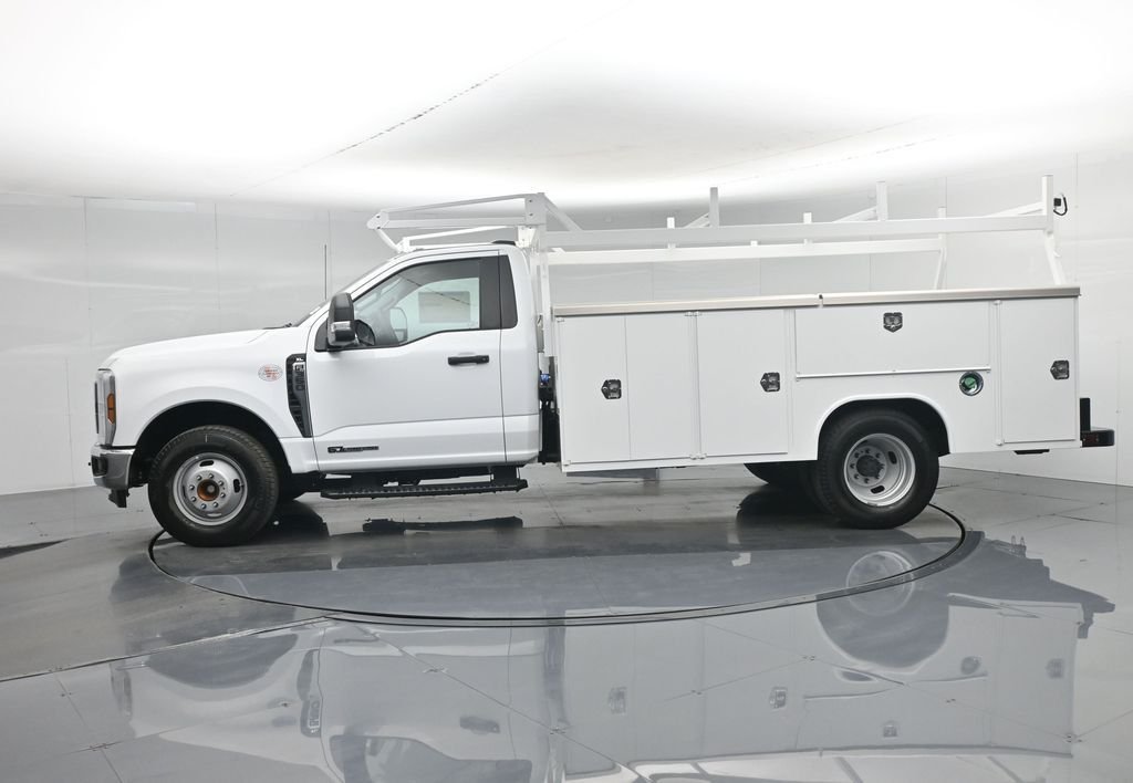 New 2025 Oxford White Ford XL image 34