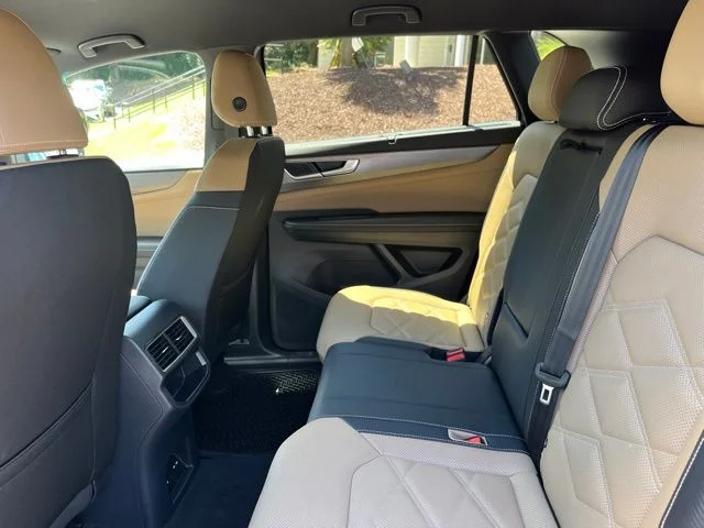 New 2026 Gray Volkswagen 2.0T SE w/Technology image 11