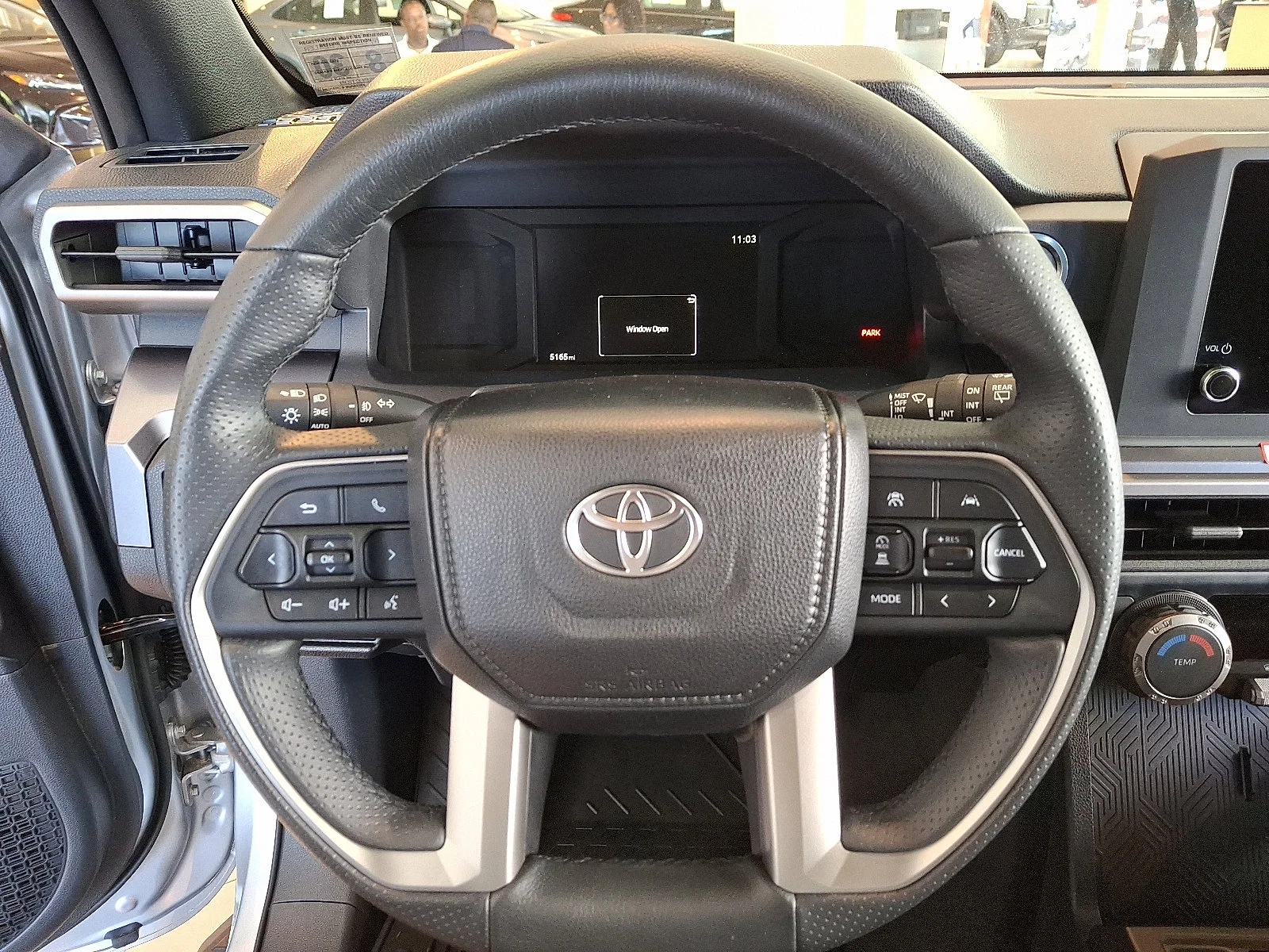 Used 2025 Cutting Edge - 1L0 Toyota SR5 image 17