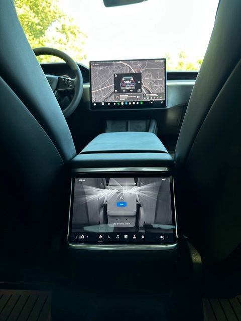 2024 Tesla Model X Long Range - Photo 26