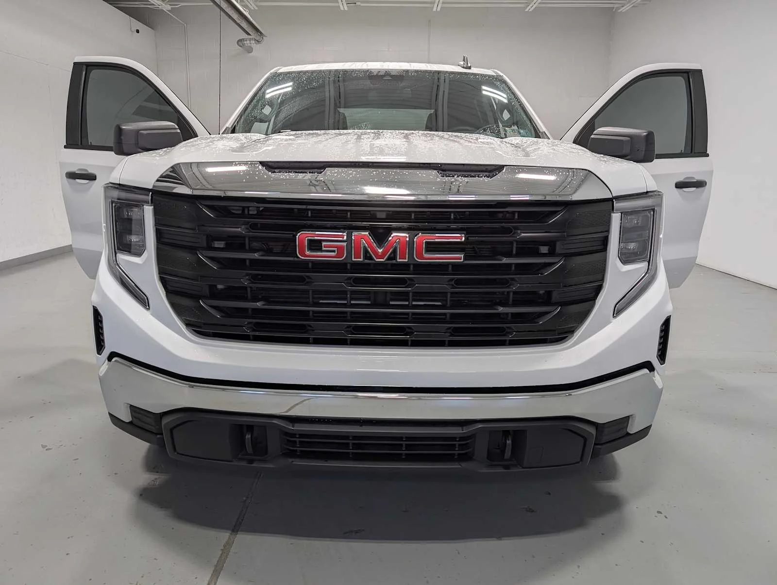 Used 2022 Summit White GMC Pro image 16