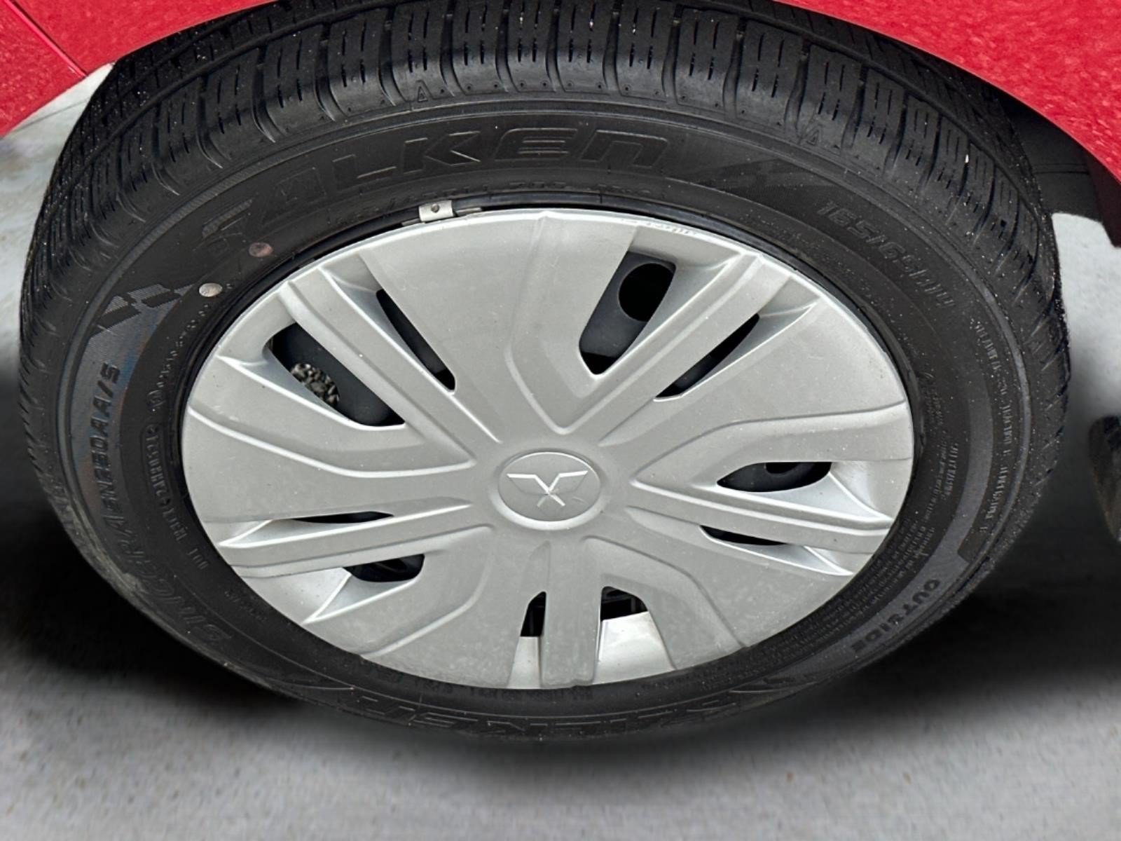 Used 2024 Wine Red Mitsubishi ES image 10