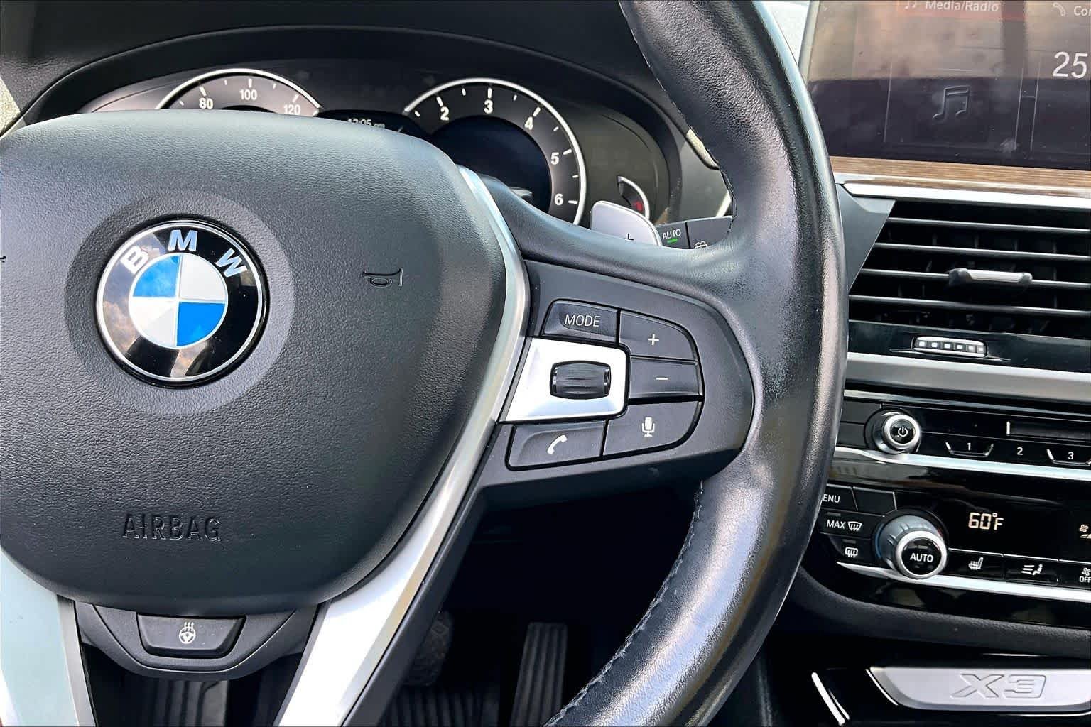 Used 2019 Alpine White BMW sDrive30i image 35