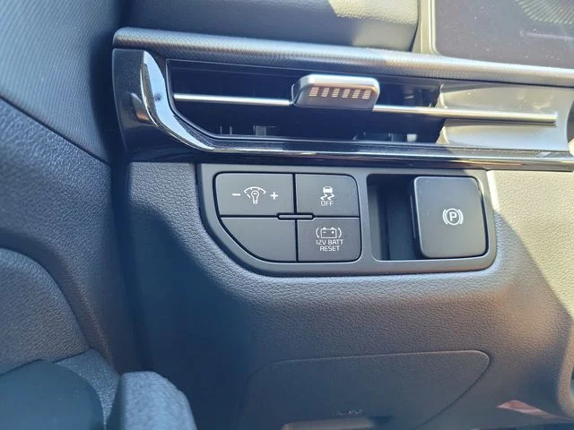 New 2026 Fusion Black Kia LX image 28