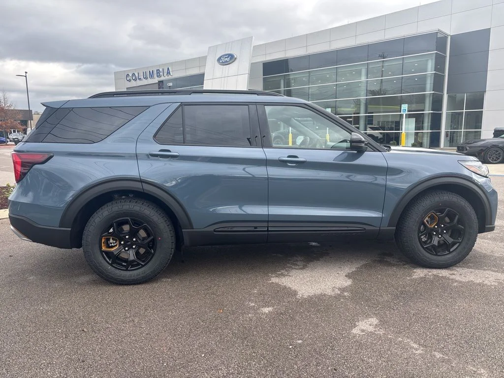 New 2026 Blue Ford Tremor image 14