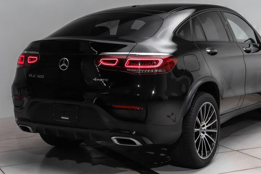 Certified Used 2023  Mercedes-Benz GLC 300 Coupe image 4