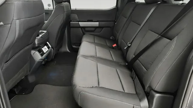 New 2026 Carbonized Gray Metallic Ford XLT image 22