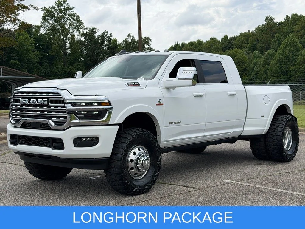 Used 2026 White Ram Limited image 5