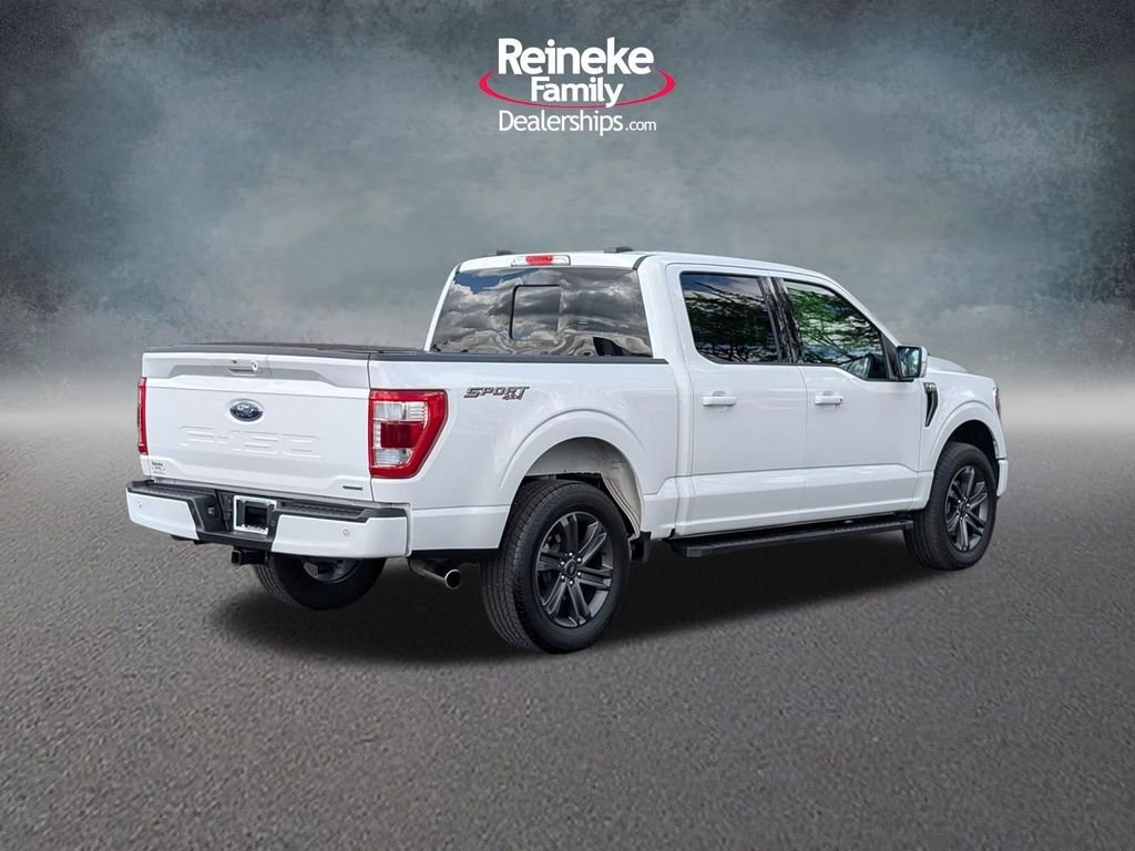 Used 2023  Ford Lariat image 5