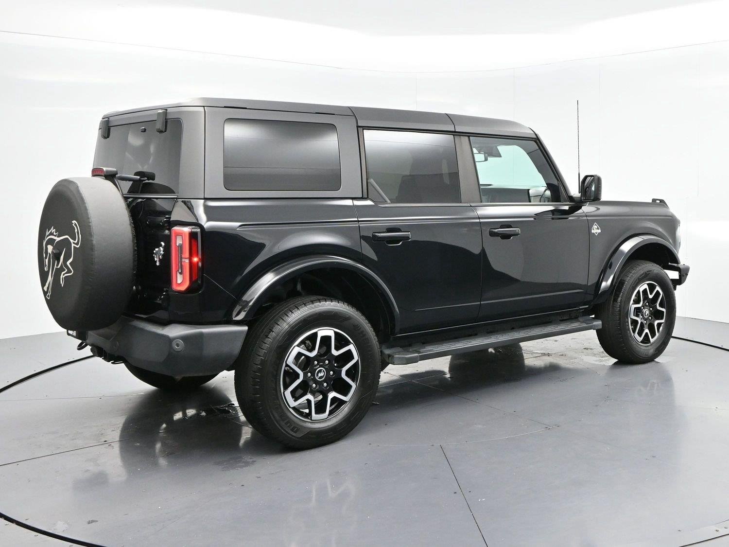 Used 2022 Shadow Black Ford Base image 7