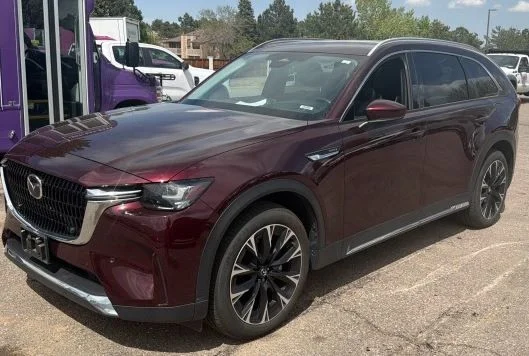 2024 Mazda CX-90 PHEV Premium Package's photo