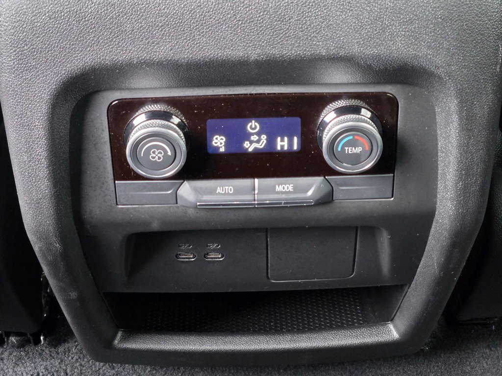2025 Buick Enclave Preferred - Photo 20