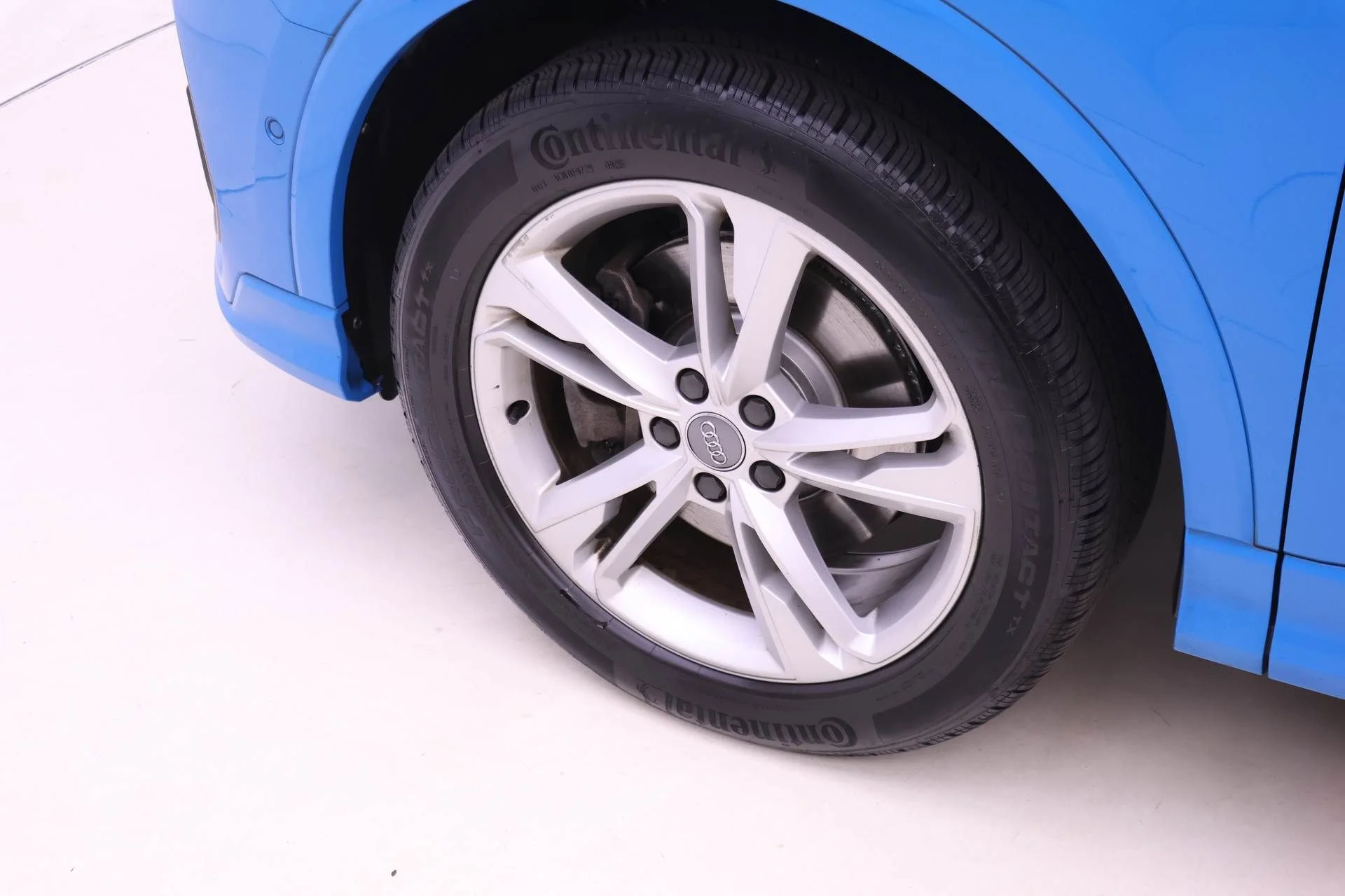 Used 2019 Blue Audi 2.0T Prestige image 22