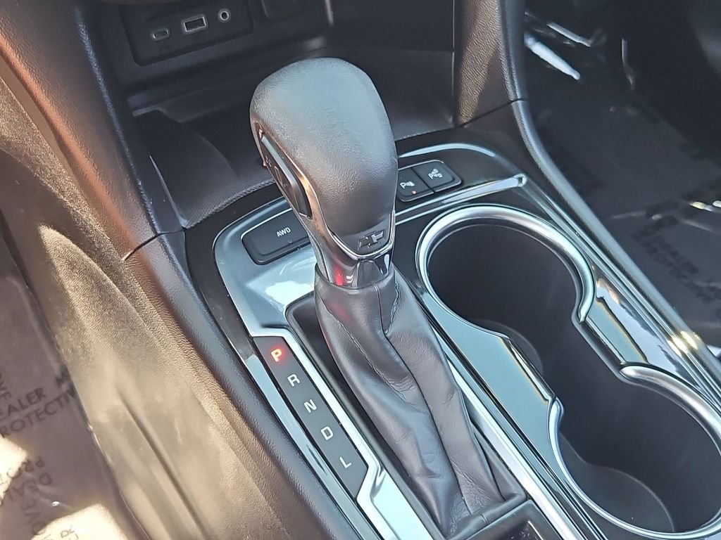 Used 2022 Iron Gray Metallic Chevrolet Premier image 20