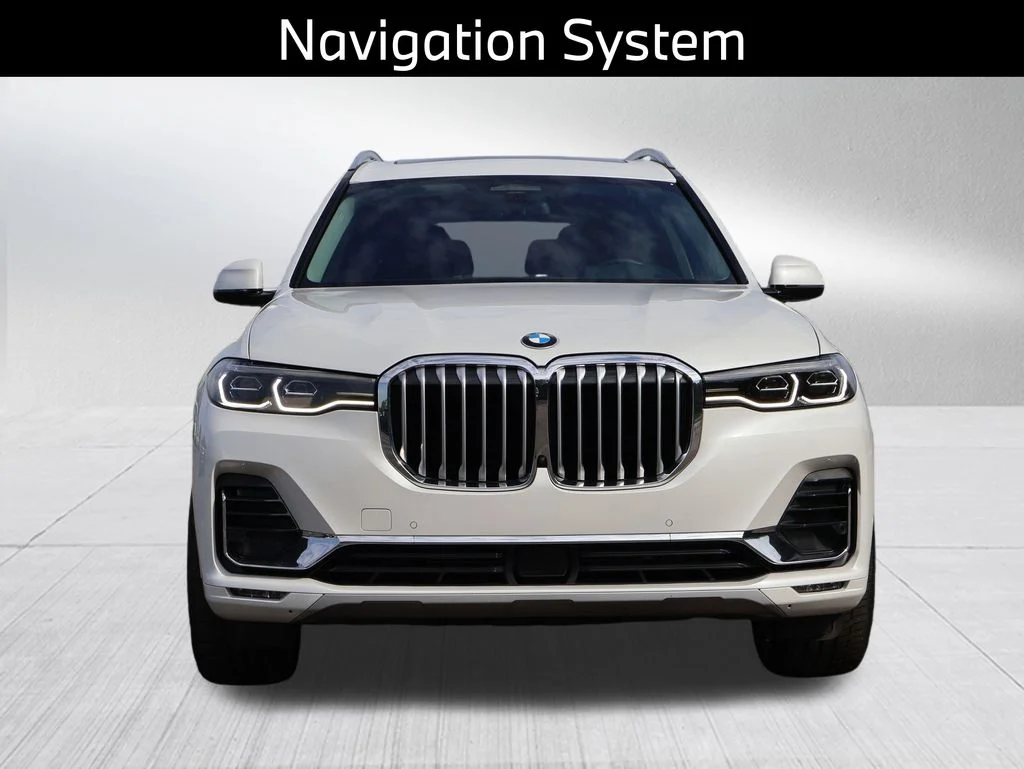 Used 2022 Mineral White Metallic BMW xDrive40i image 3