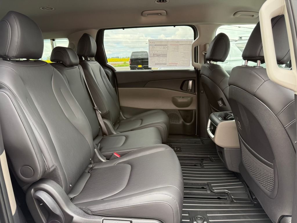 New 2026 Ceramic Silver Kia EX image 16