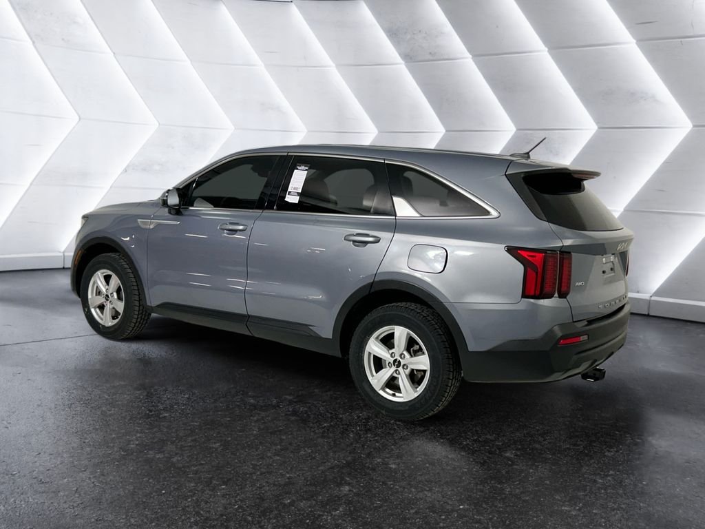 Used 2022 Silver Kia LX image 6