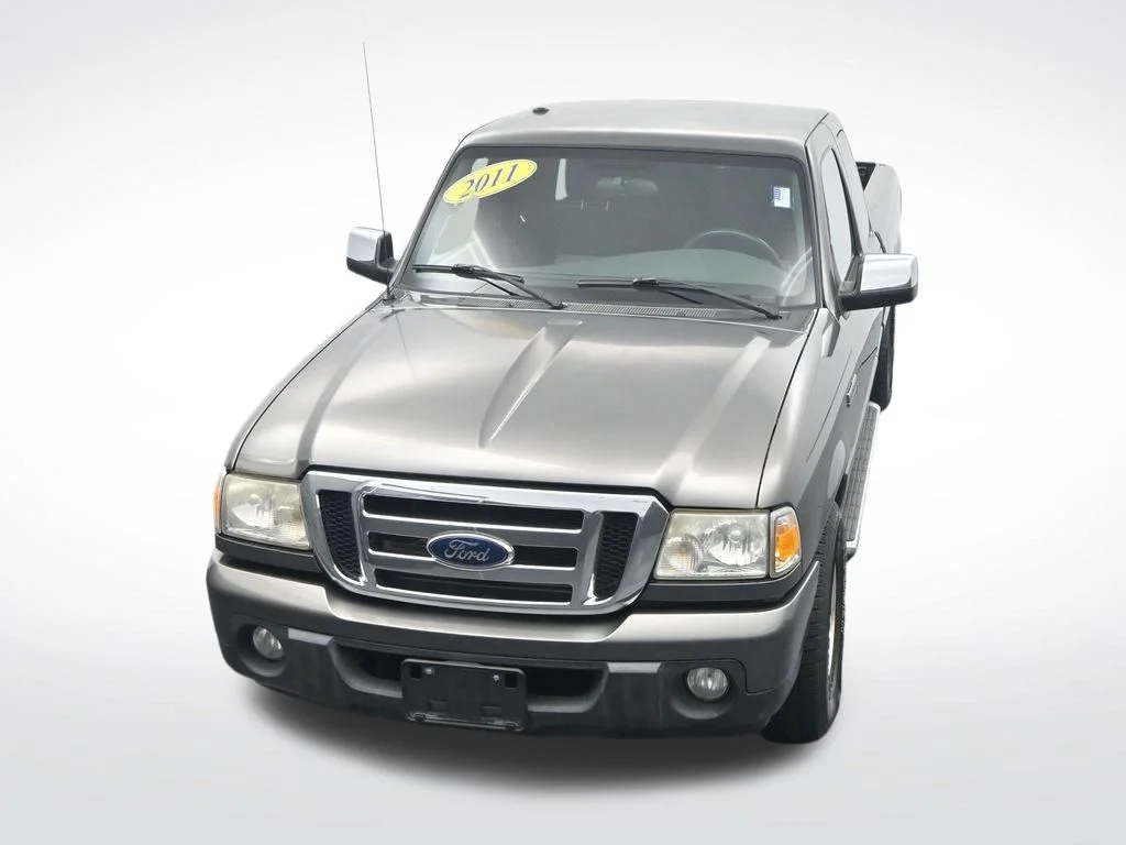 Used 2011 Dark Shadow Gray Metallic Ford XLT image 25