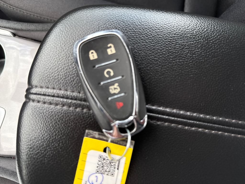 Used 2023 Gray Chevrolet LT image 22