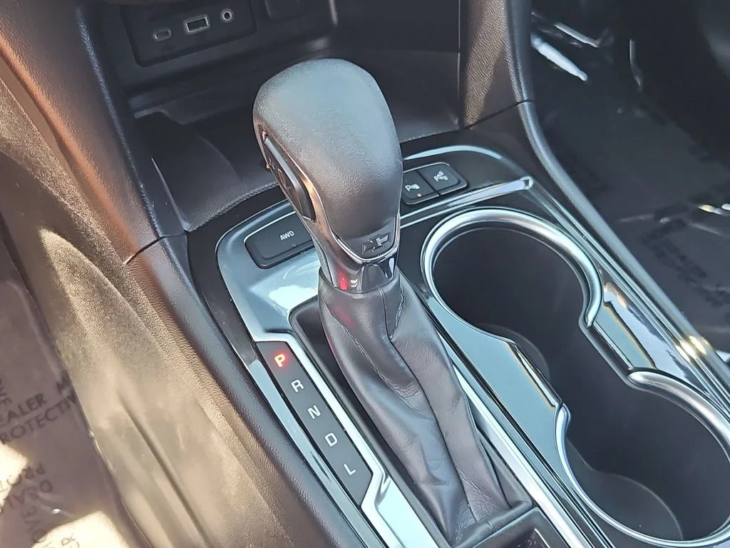 Used 2022 Iron Gray Metallic Chevrolet Premier image 20