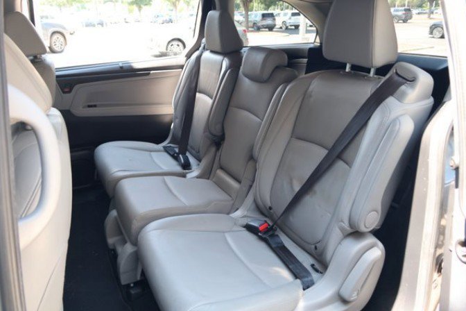 Used 2019 Lunar Silver Metallic Honda EX-L image 5
