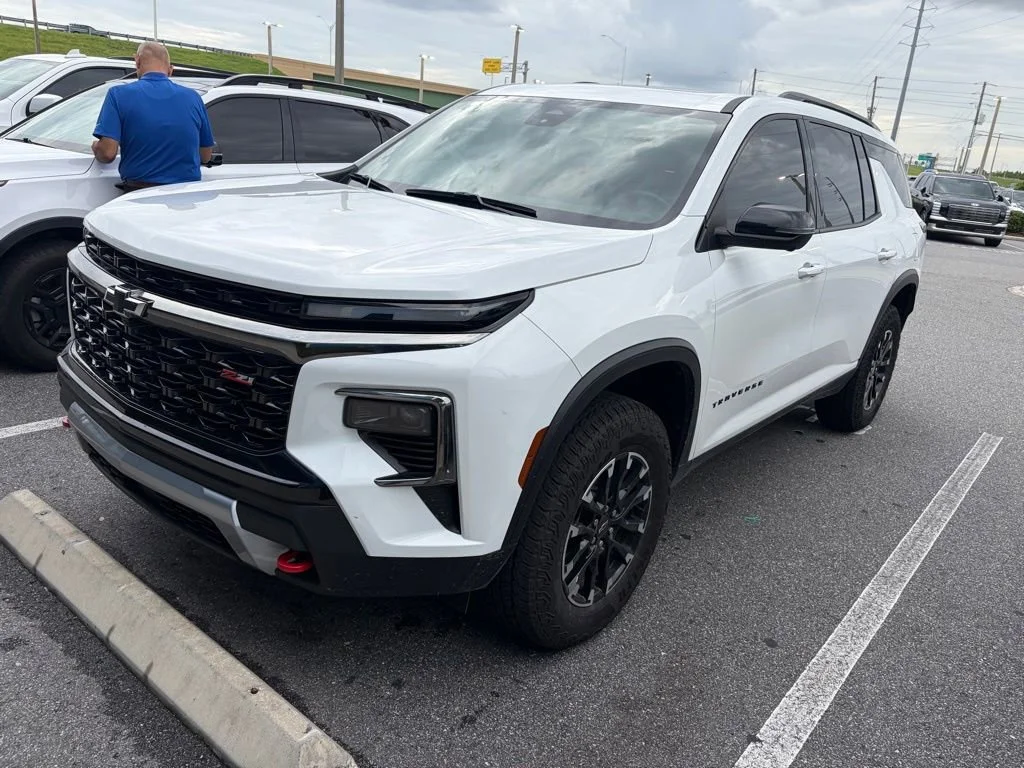 2024 Chevrolet Traverse AWD Z71's photo