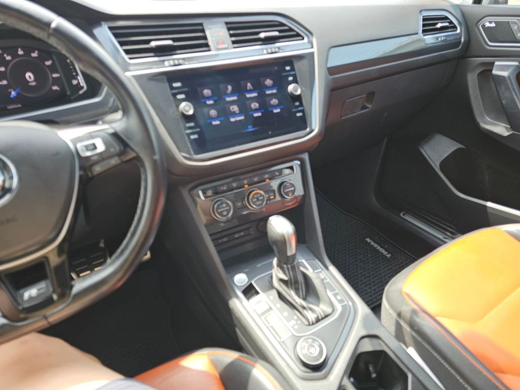 2021 Volkswagen Tiguan SEL Premium R-Line - Photo 31