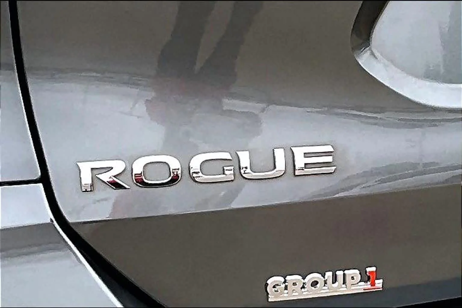 Used 2019 Gun Metallic Nissan S image 28