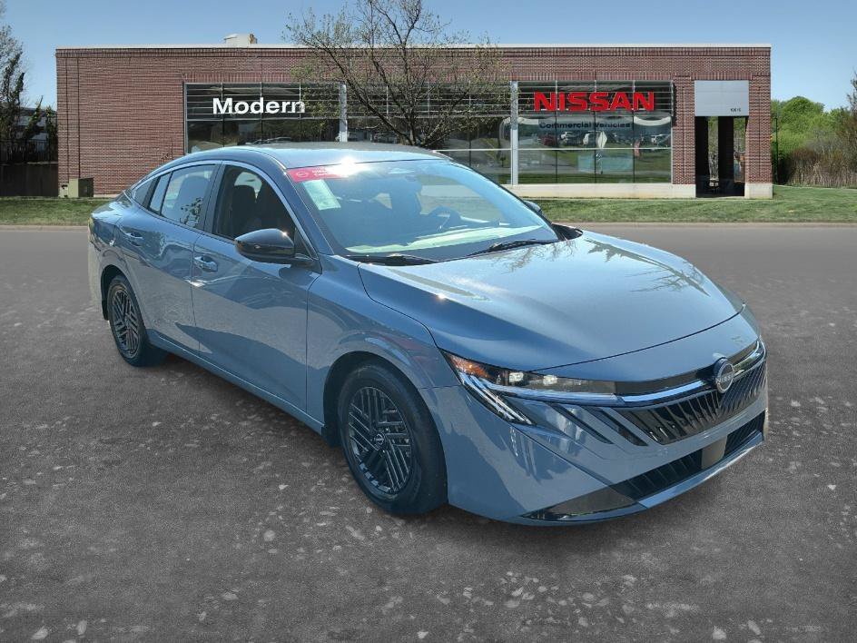 Used 2026 Atlantic Gray Metallic Nissan SV image 5