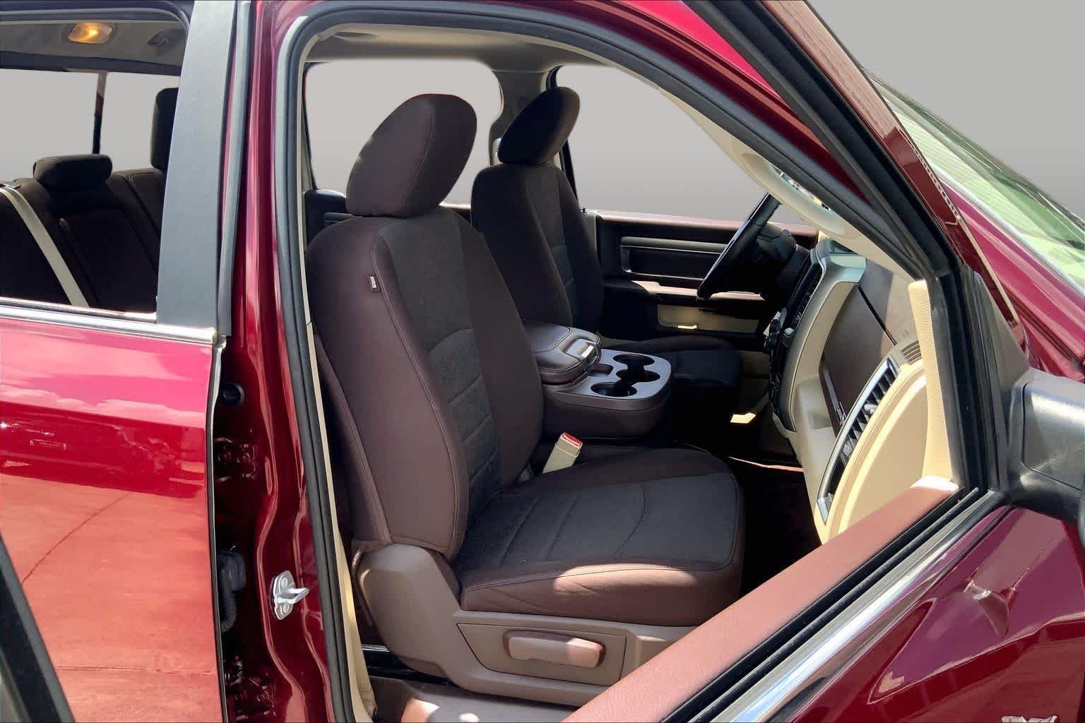 Used 2017 Delmonico Red Pearlcoat Ram Lone Star Silver image 9