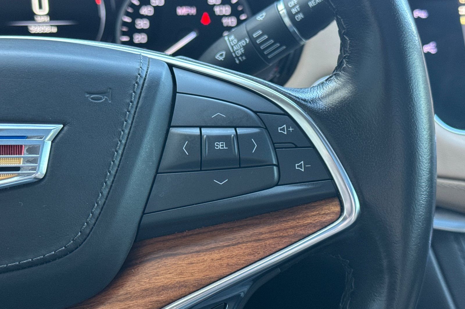 Used 2019 Gray Cadillac Platinum image 29