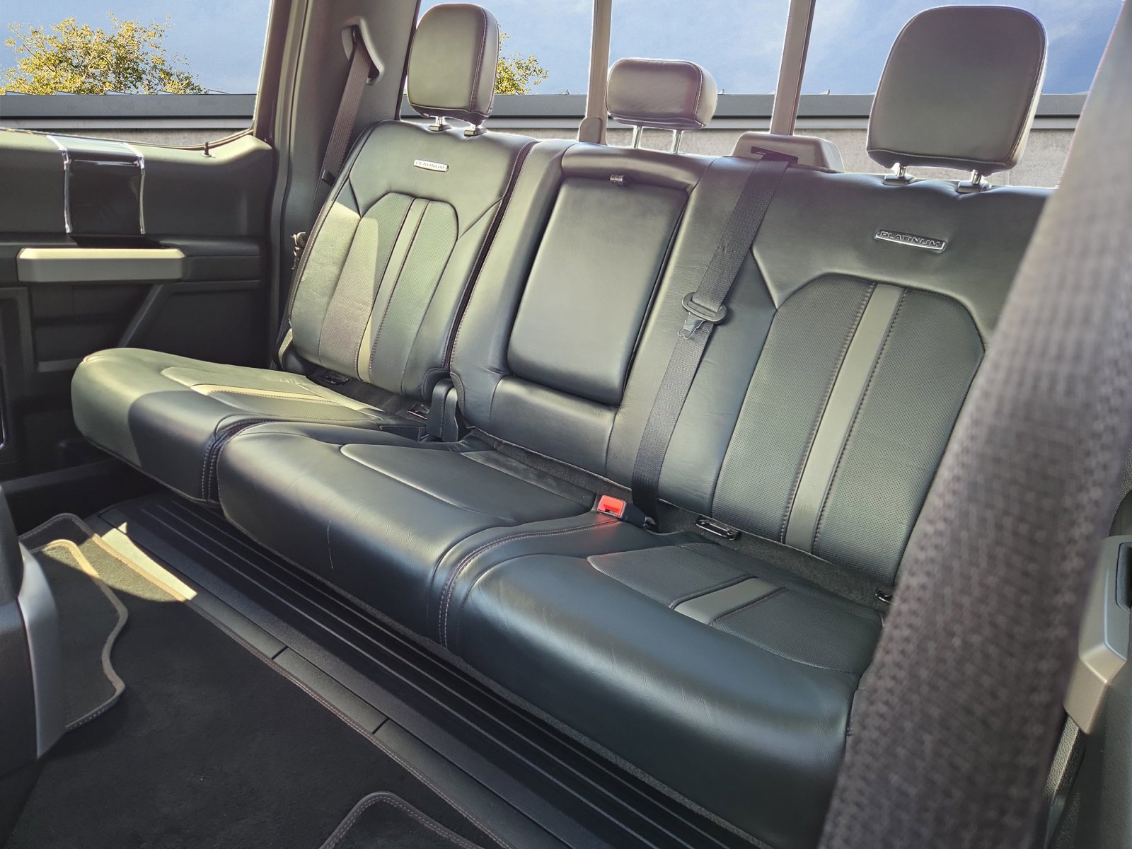 2021 Ford F-250 Super Duty Platinum - Photo 13