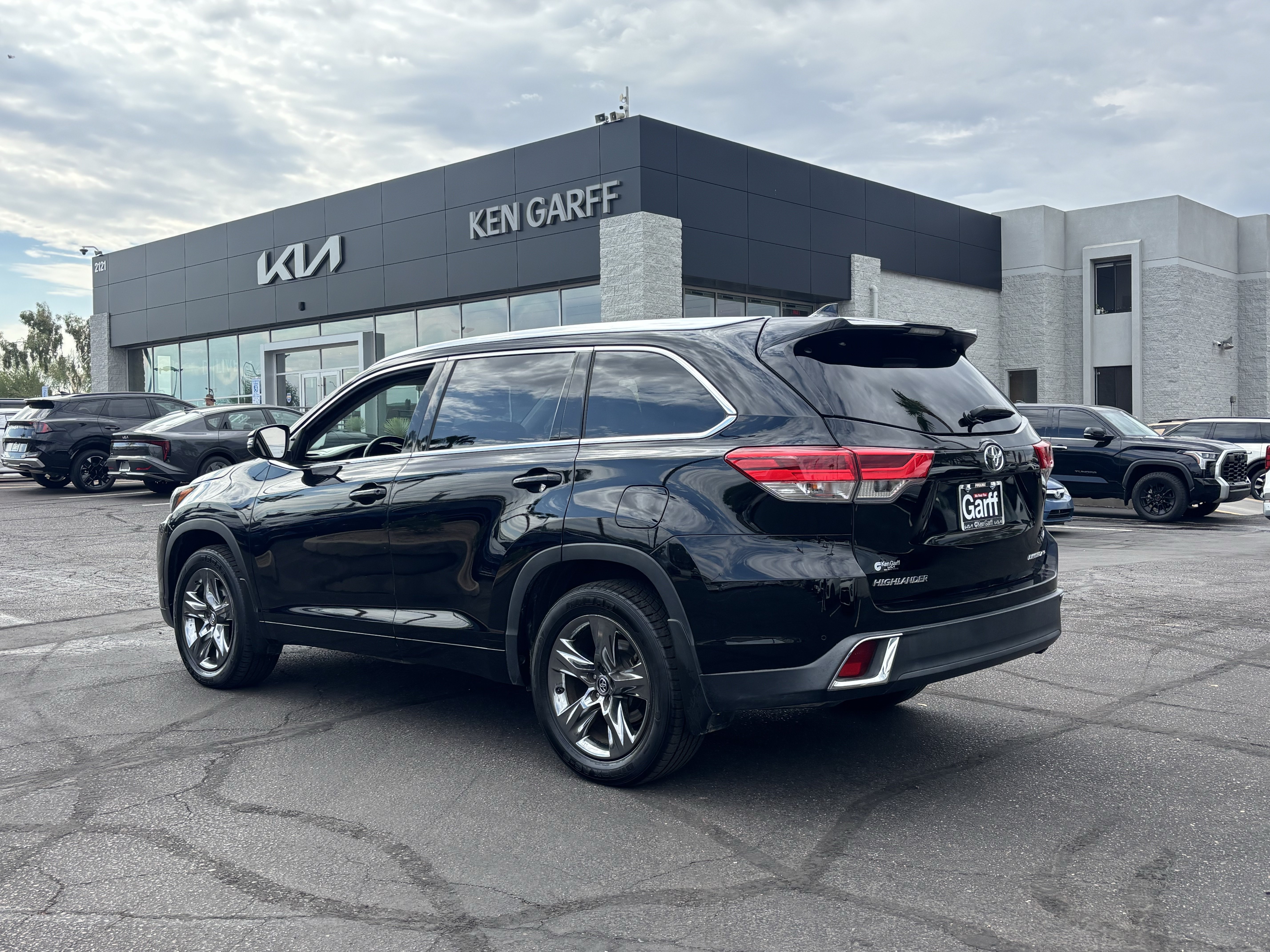Used 2018 Midnight Black Metallic Toyota Limited Platinum image 4