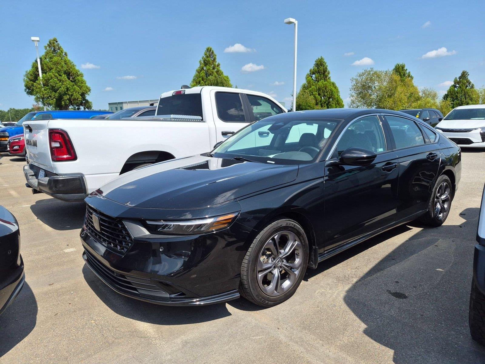 Used 2024 Crystal Black Pearl Honda EX-L image 1