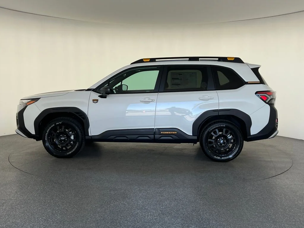 New 2026 CRYSTAL WHITE PEARL Subaru Wilderness image 8