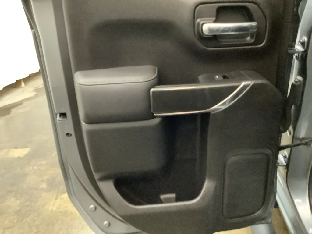 Used 2020 Satin Steel Metallic GMC AT4 image 23
