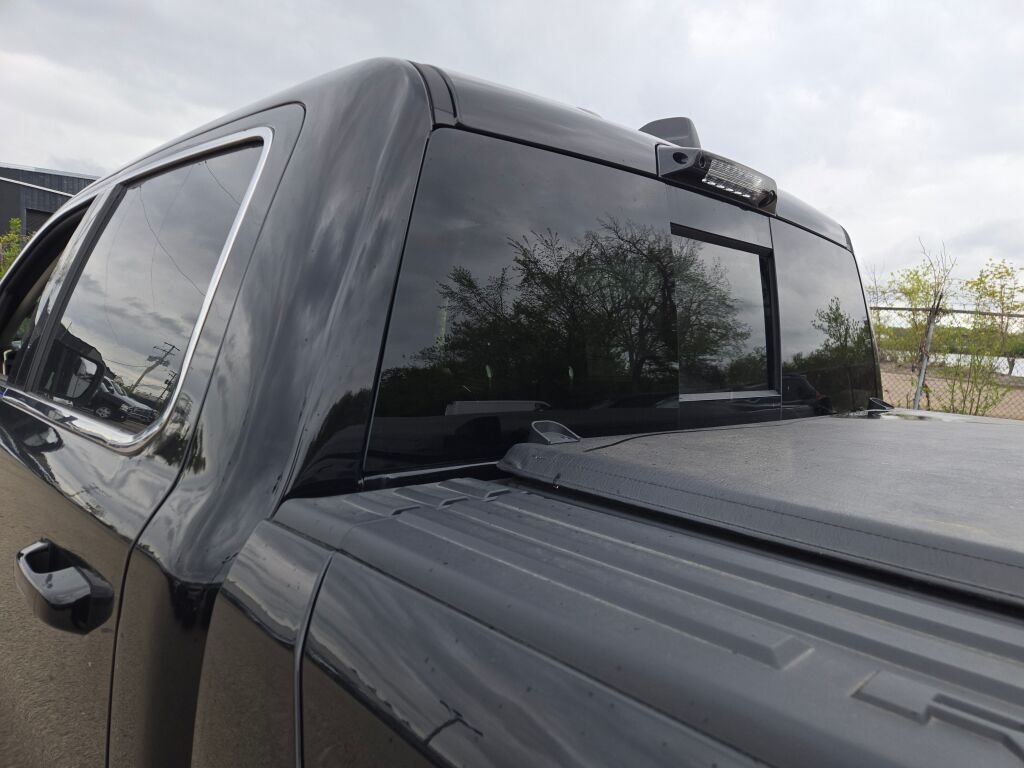 New 2026 Diamond Black Crystal Pearl-Coat Exterior Paint RAM Limited image 19