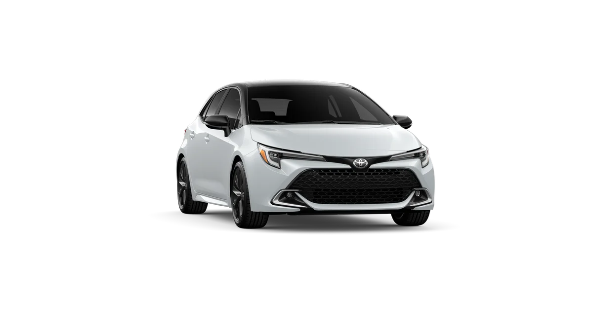 New 2027 Wind Chill Pearl with Black roof Toyota XSE image 16