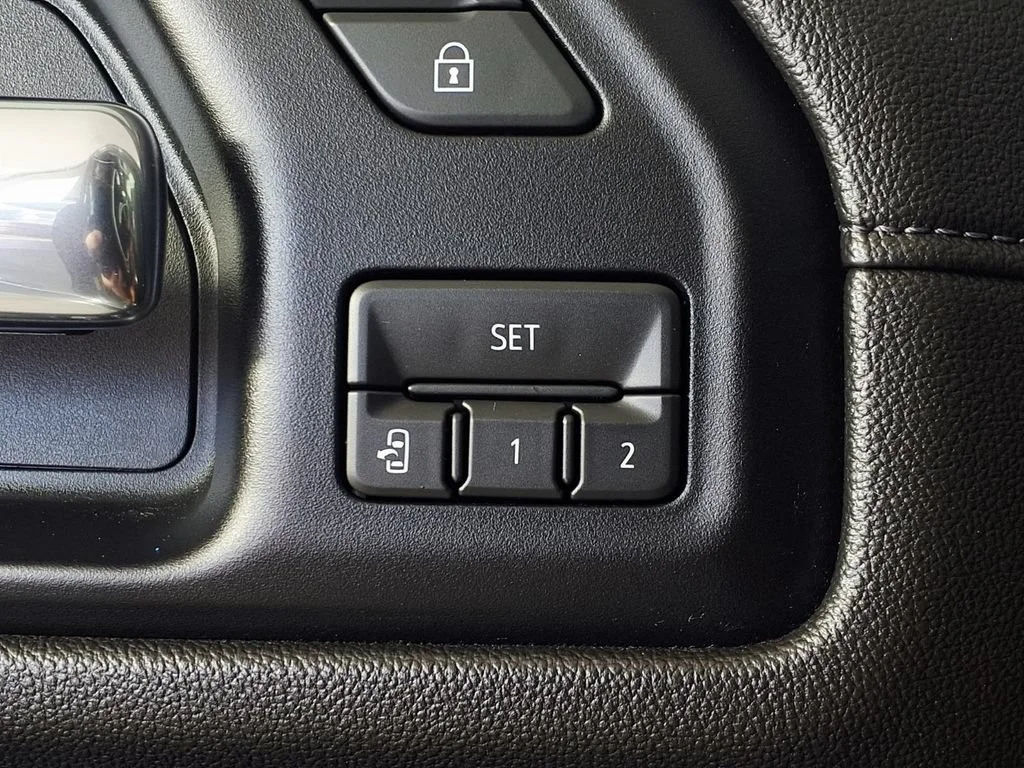 Used 2019 SHADOW GRAY METALLIC Chevrolet LTZ image 19